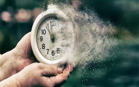 8 lý do cho thấy thời gian đáng giá hơn tiền bạc