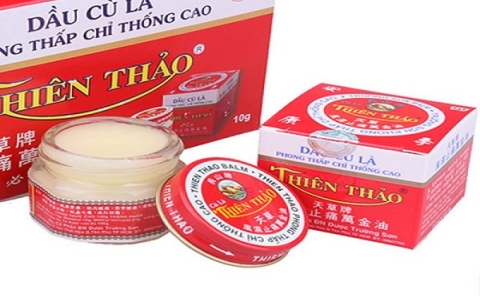 Dầu cù là Thiên Thảo - Công dụng, cách sử dụng và những lưu ý khi dùng