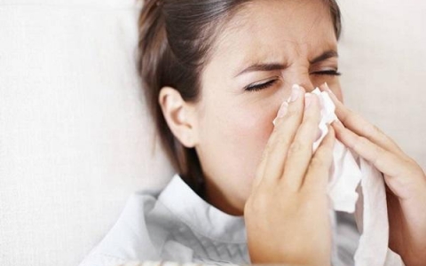 Những dấu hiệu cảnh báo viêm xoang mũi dị ứng